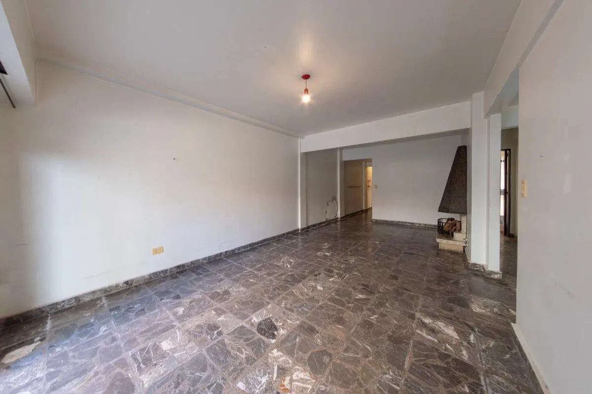 VENTA Depto. 5 Amb. Tipo CASA /A.CREDITO-CHACARITA 5