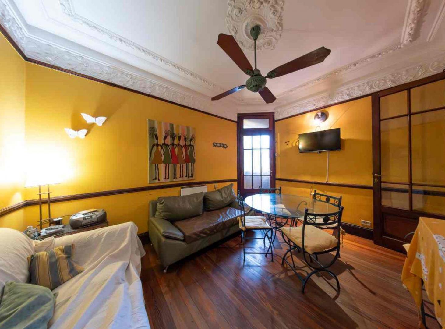 VENTA 3 AMBIENTES EN CASCO HISTÓRICO EN MONSERRAT