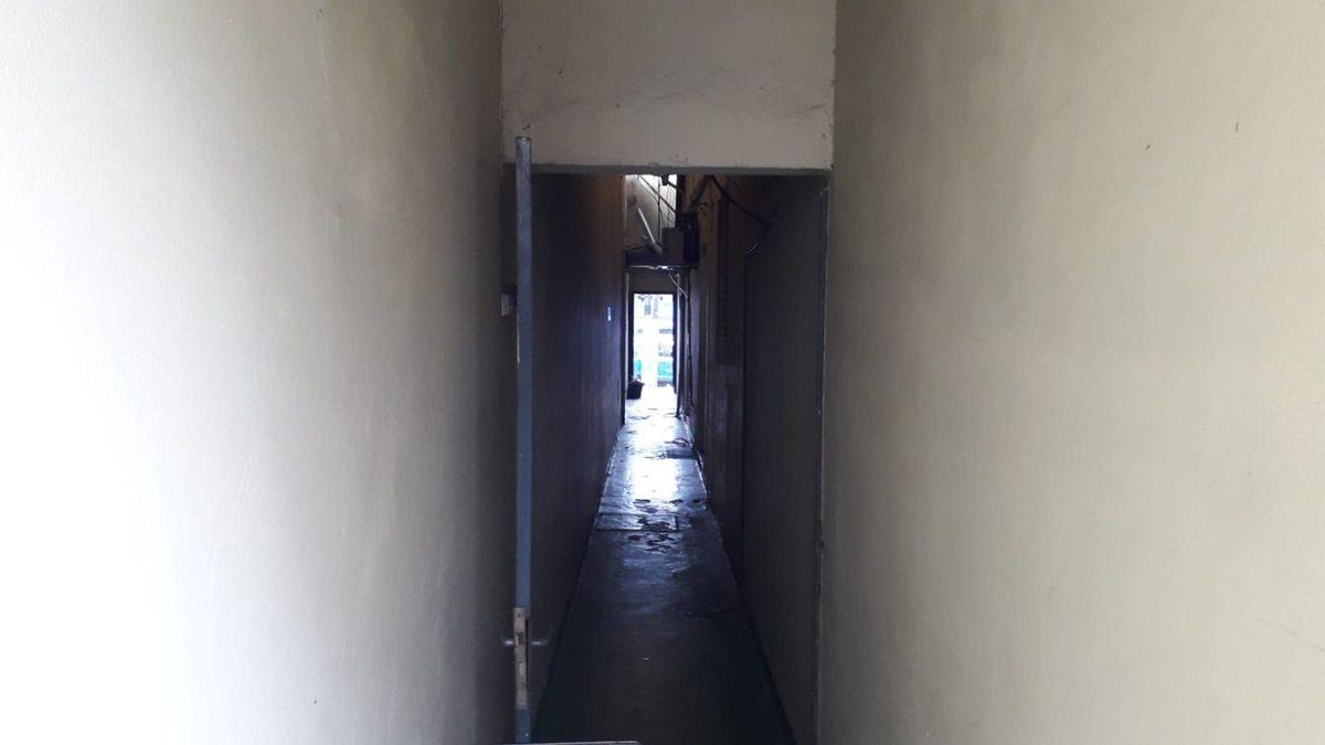 VENTA LOCAL SOBRE AVENIDA - LANÚS - A MTS ESTACIÓN