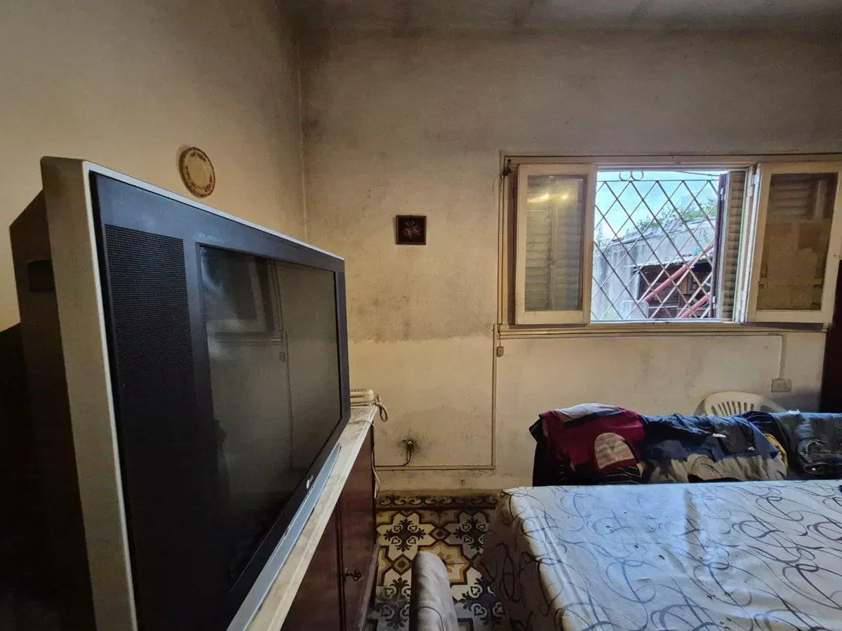 VENTA CASA 4 AMB-FONDO LIBRE- 272 M2- 2