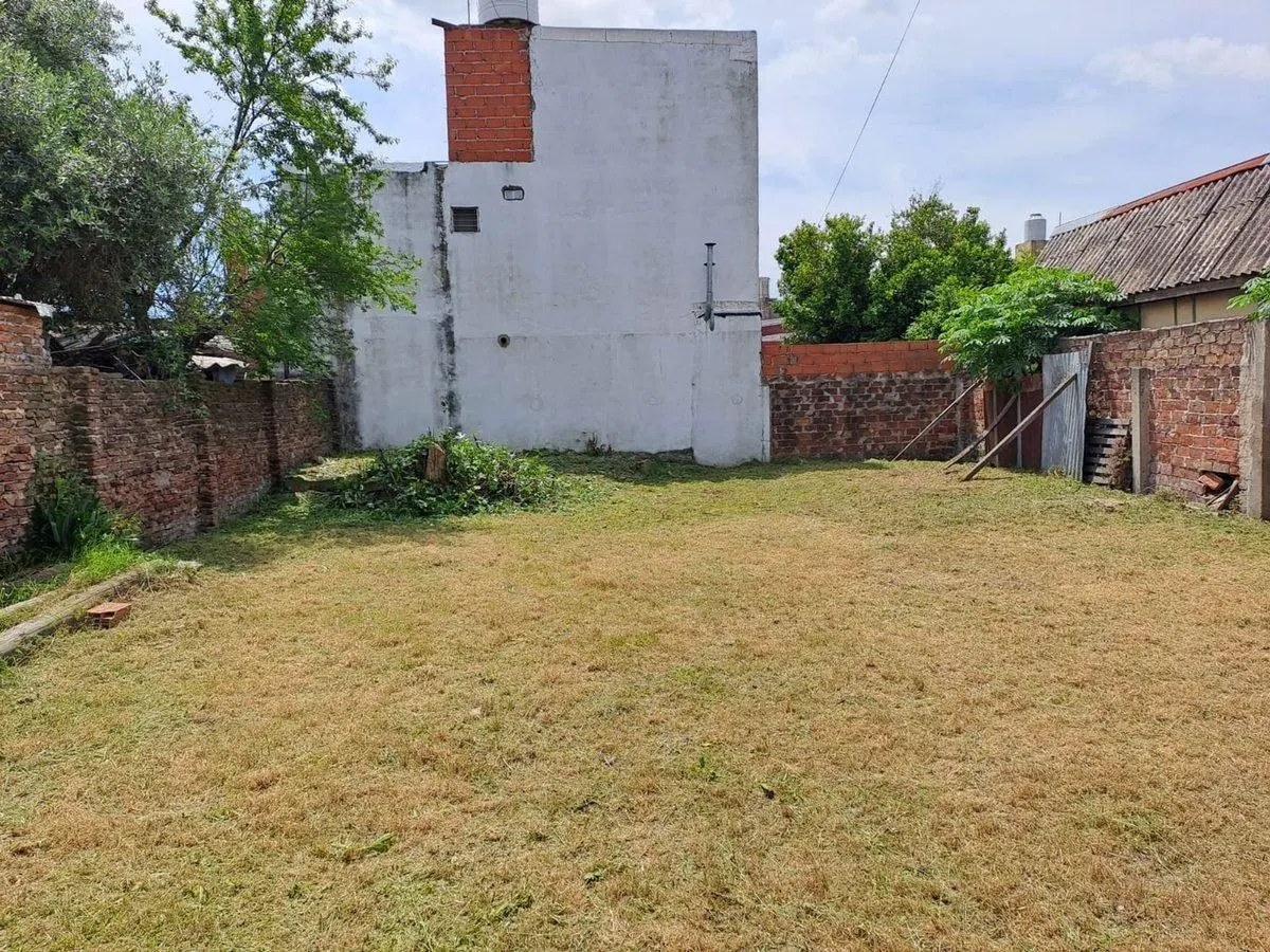 VENTA LOTE DE 320 Mts totales  – LANÚS ESTE 3