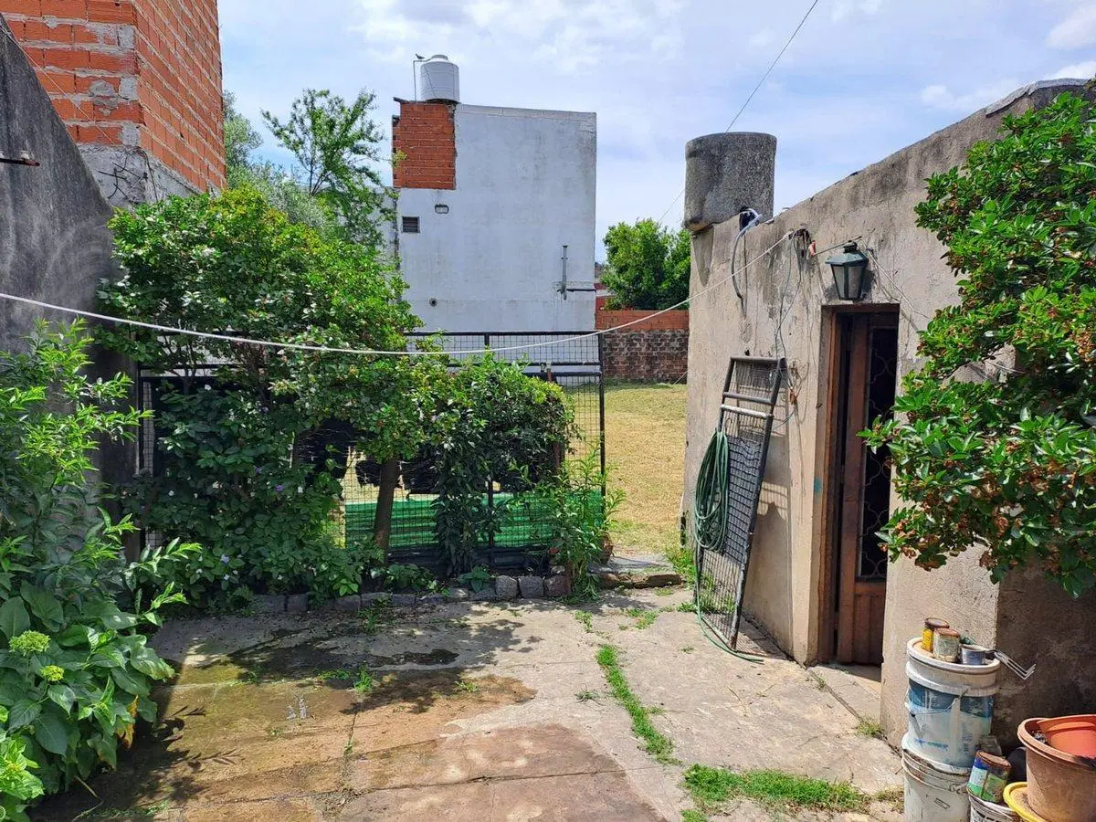 VENTA LOTE DE 320 Mts totales  – LANÚS ESTE 2