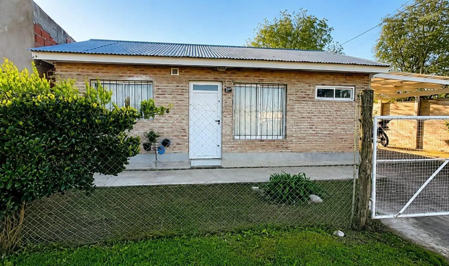 VENTA CASA 3 AMBIENTES Y PARQUE- CHASCOMÚS 3