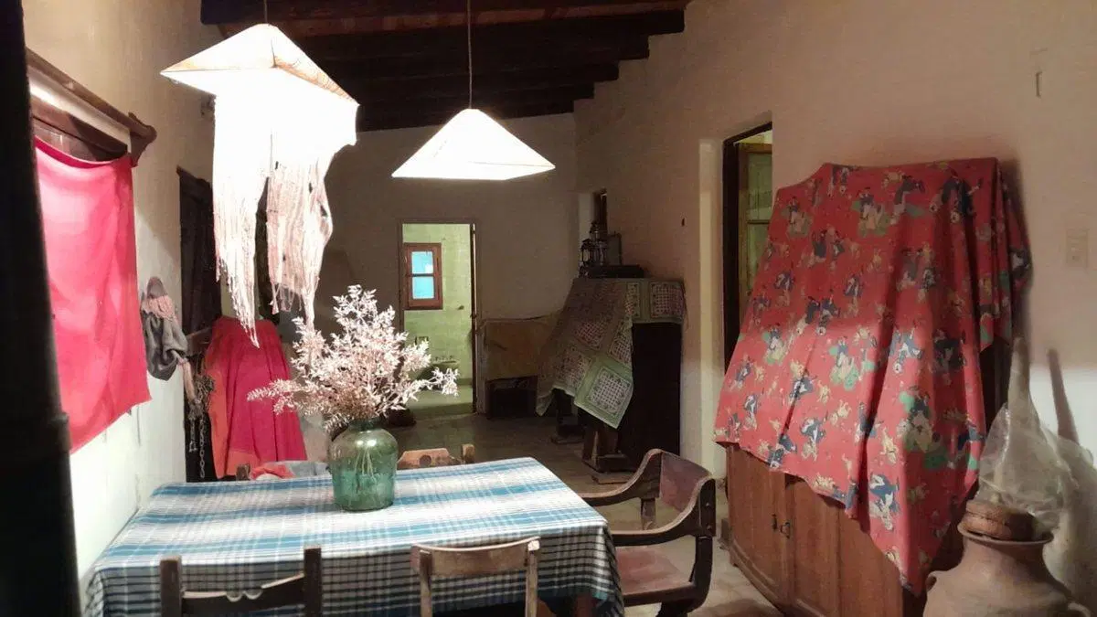VENTA CASA QUINTA-SOBRE ASFALTO-RANCHOS-PCIA BS AS 2