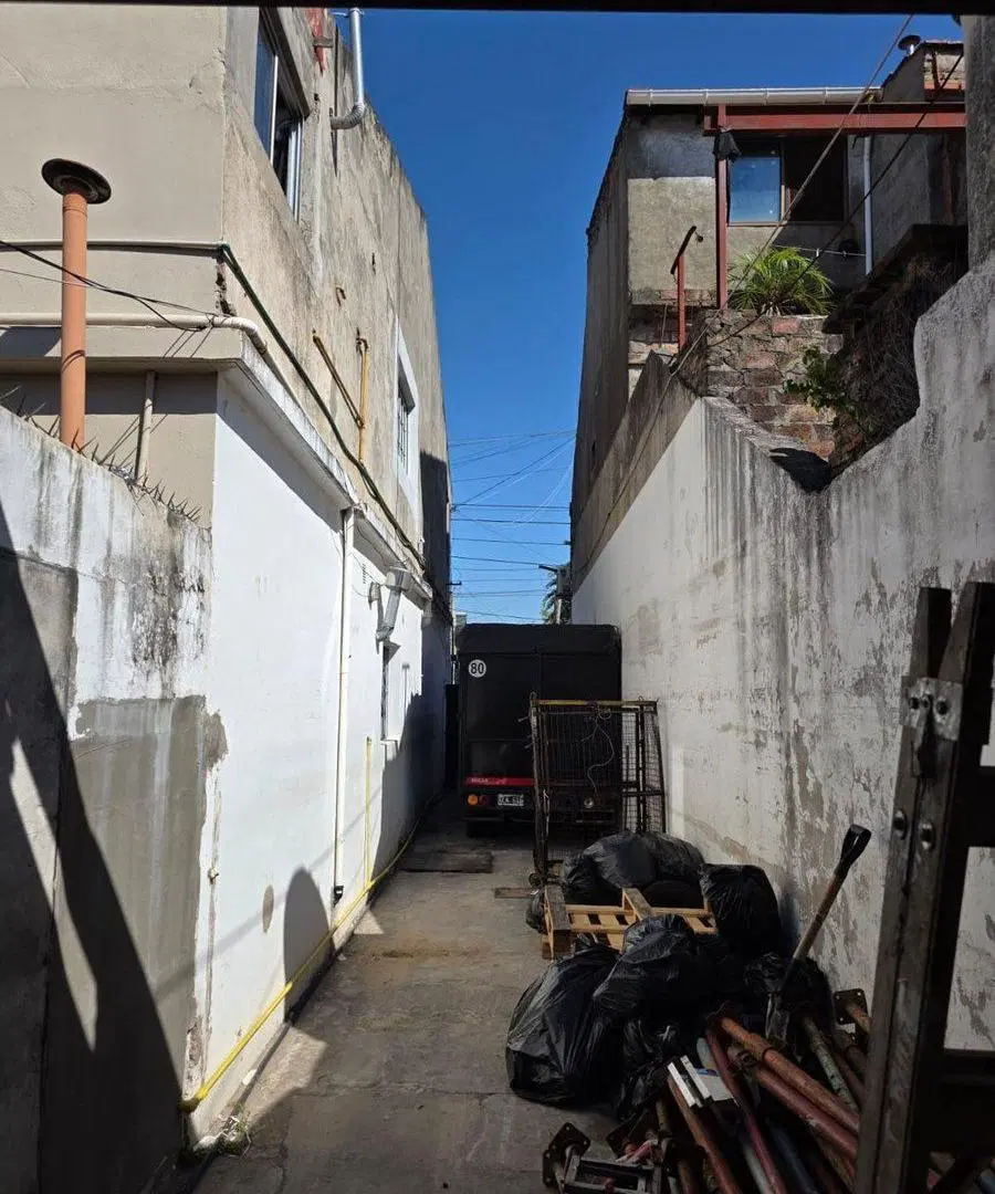 VENTA DE DEPOSITO INTERNO EN LANUS OESTE 4