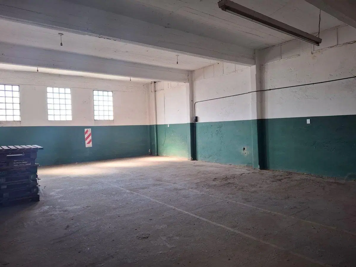 VENTA GALPON 1200 MTS.  - LANÚS OESTE 3
