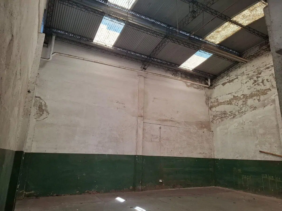 VENTA GALPON 1200 MTS.  - LANÚS OESTE 2