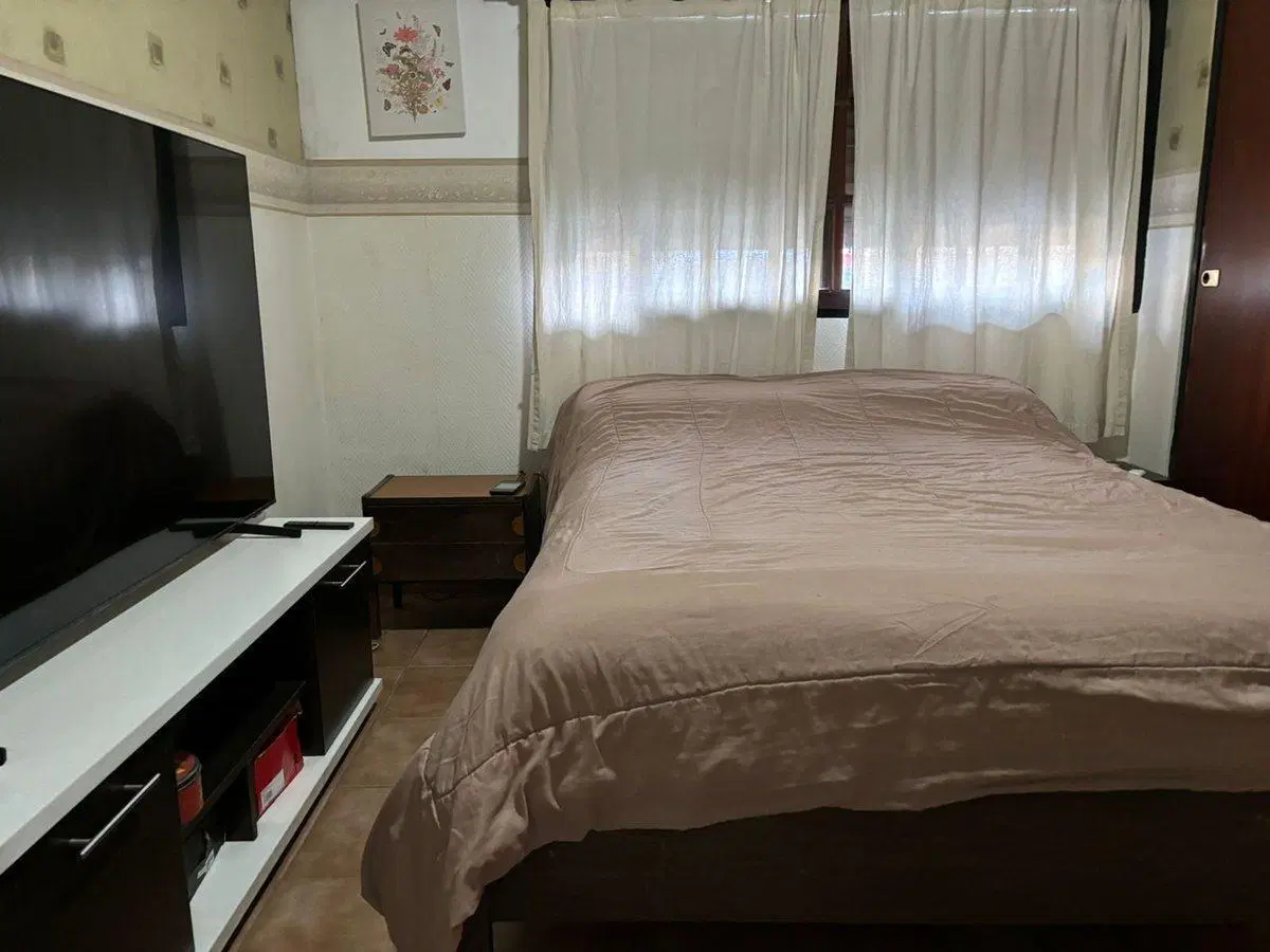 CASA 3 DORMITORIOS -  GERLI 4