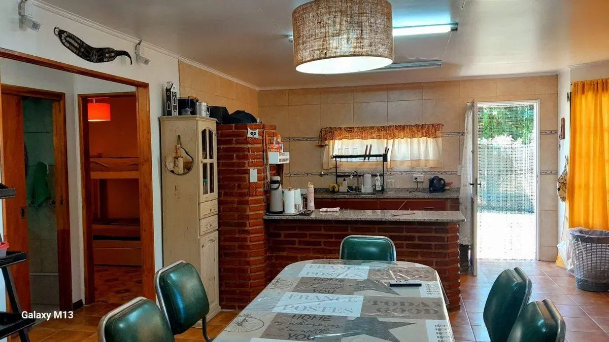 VENTA-CASA C/PARQUE 1400m2 Y PILETA-CHASCOMÚS 4