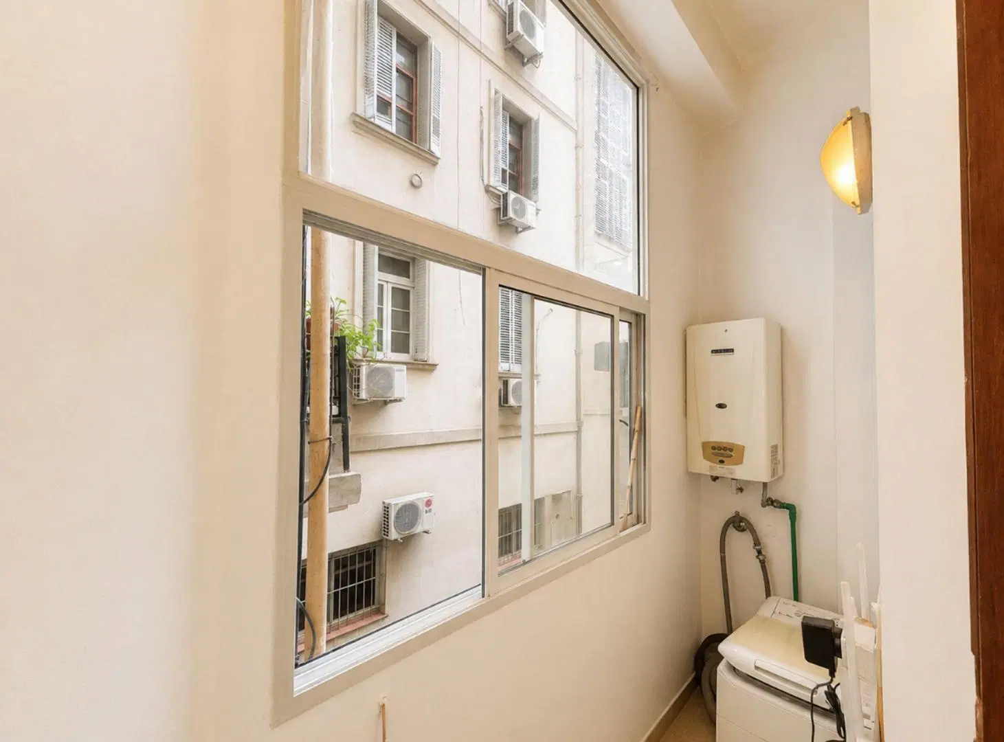 VENTA  3 AMB.EN EL CORAZON DEL CASCO HISTORICO 8