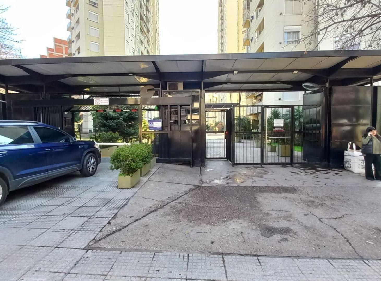 Foto de ALQUILER 3 AMBIENTES/DOS BAÑOS/PILETA/SEG./ALMAGRO, imagen 2