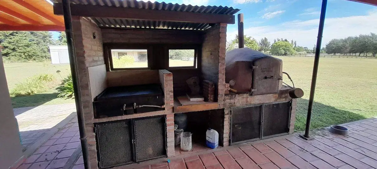 VENTA-CASA 6 AMB. BARRIO CHACRAS VITEL-CHASCOMÚS 8