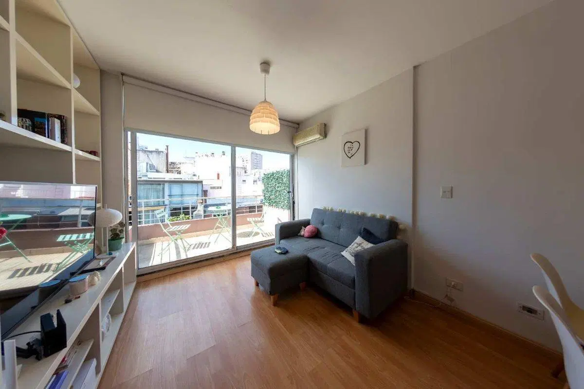 Venta dpto duplex 2 amb. al frente c/ balcon 5