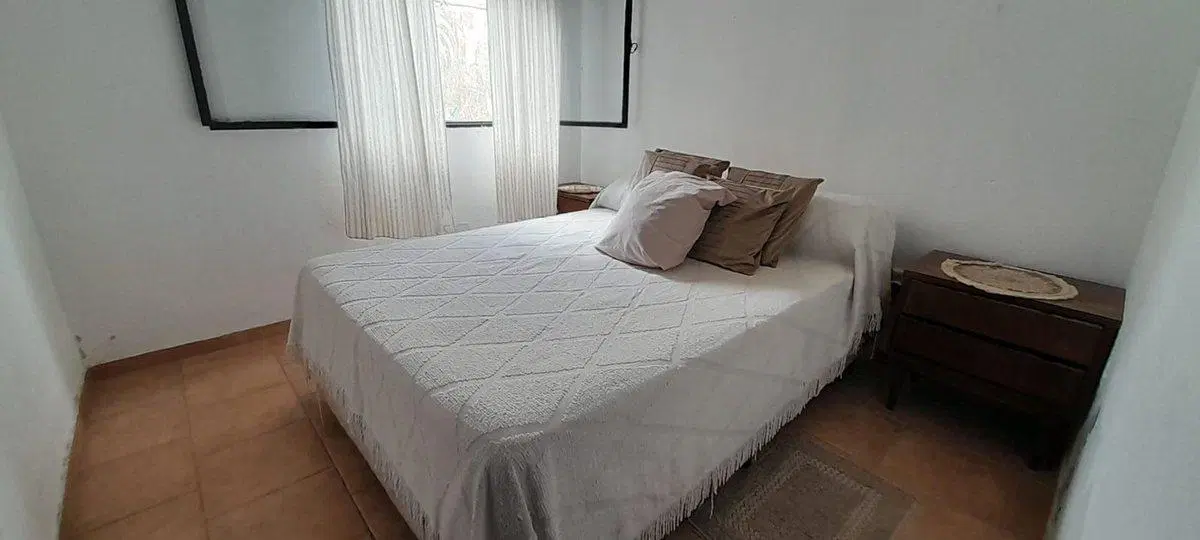 VENTA-CASA 4 AMB-C/PARQUE Y GARAJE-CHASCOMÚS 4