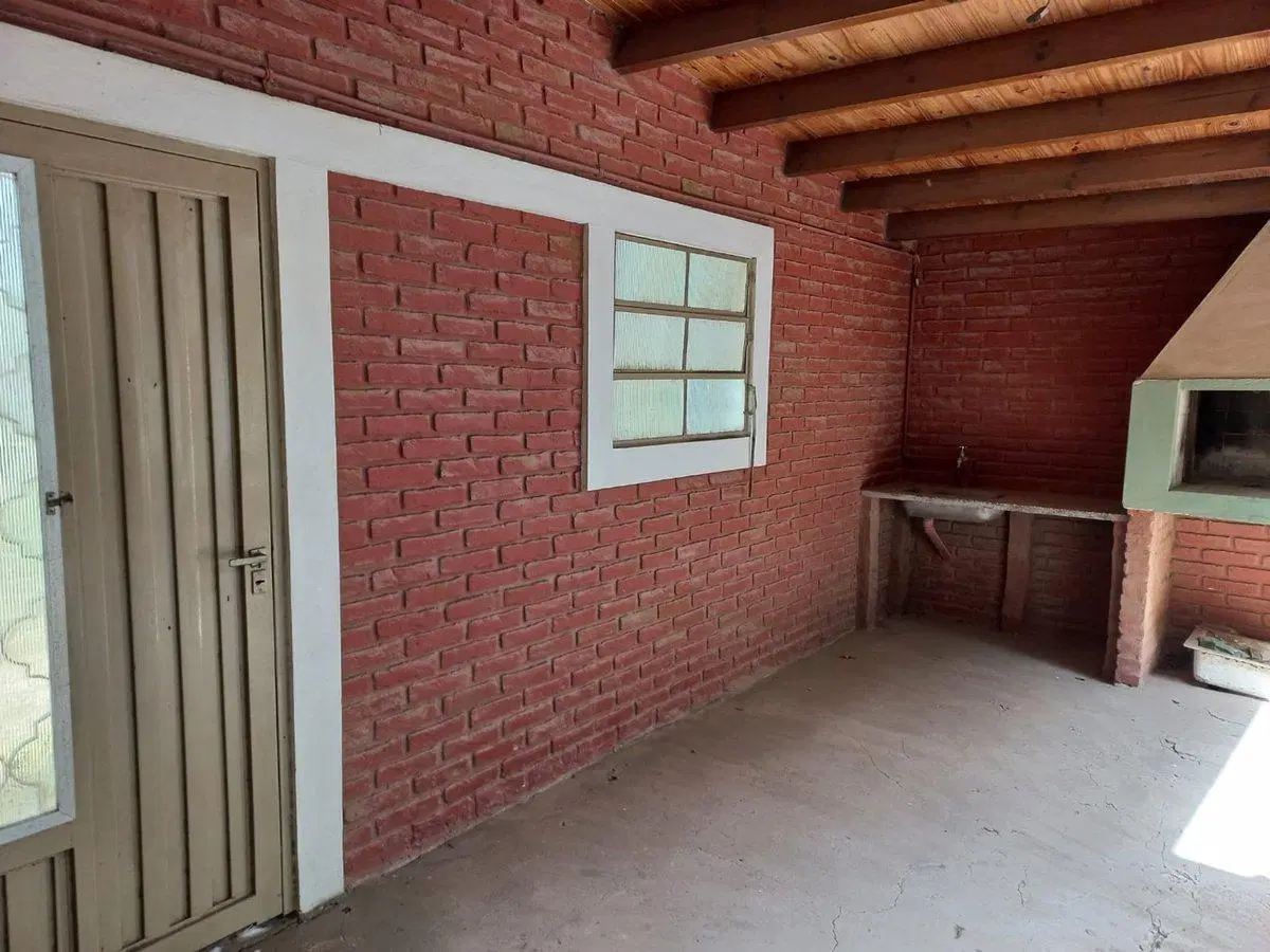 VENTA CASA 3 AMB EN LOTE DE 1000 Mts. -  CHASCOMÚS 4