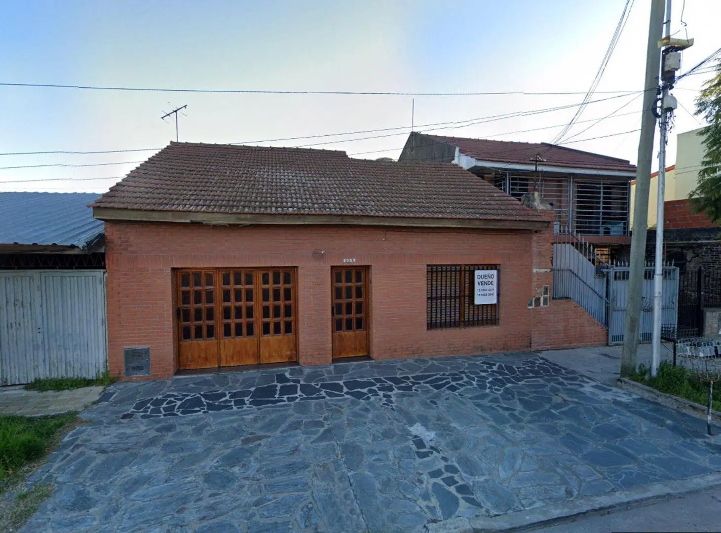 CASA 4 AMBIENTES COCHERA Y PATIO - ACEPTA PERMUTA 4