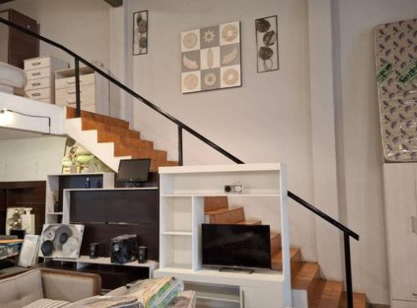 Foto de Venta Local c/Depósito y Depto 850m² cub. - Lanús, imagen 5