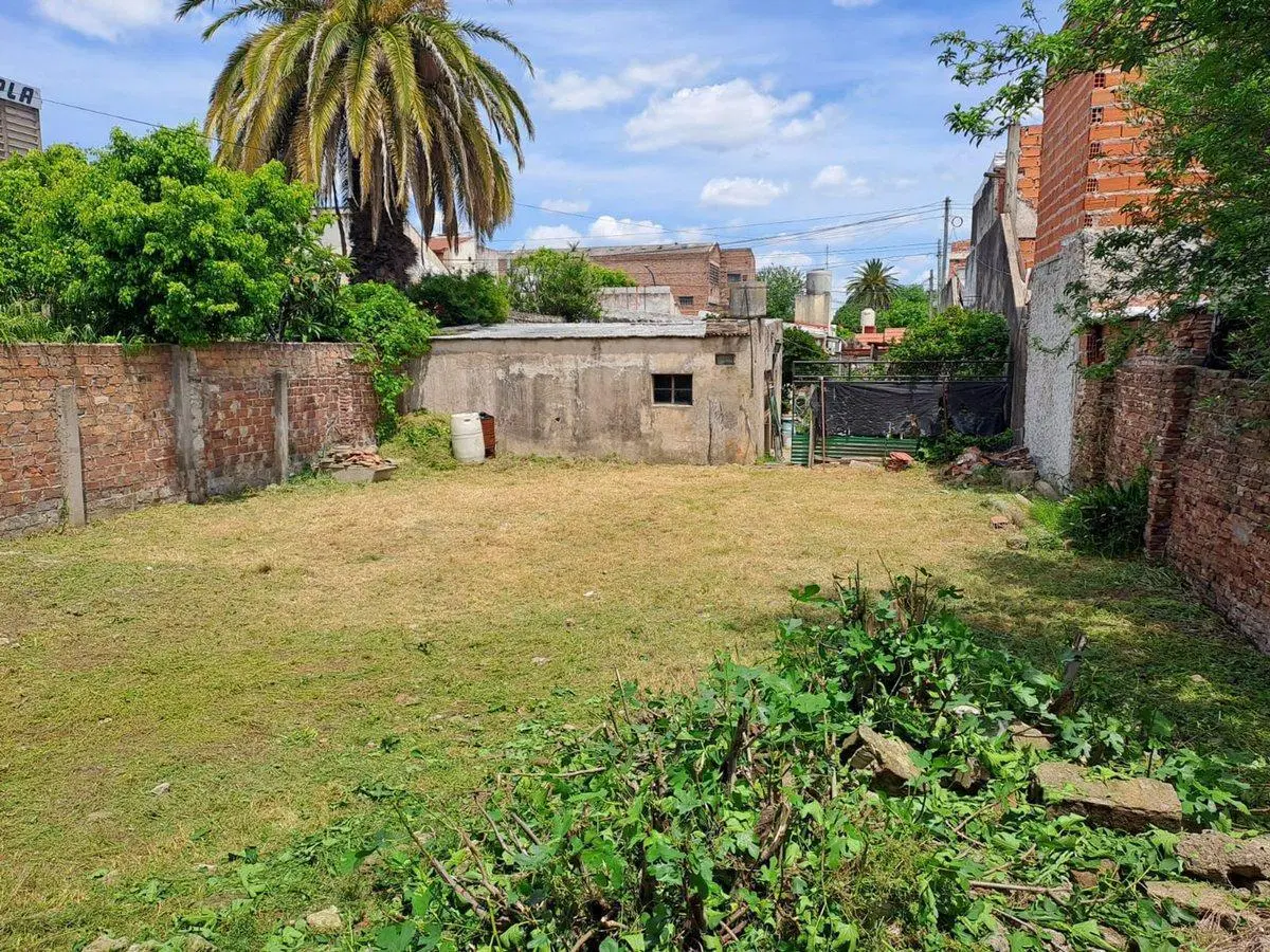 VENTA LOTE DE 320 Mts totales  – LANÚS ESTE 5