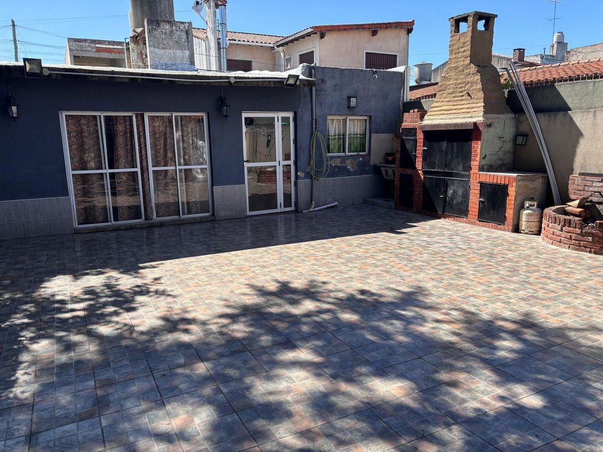 Foto de VENTA PH 5 AMB CON PATIO Y QUINCHO EN ALDO BONZI, imagen 3