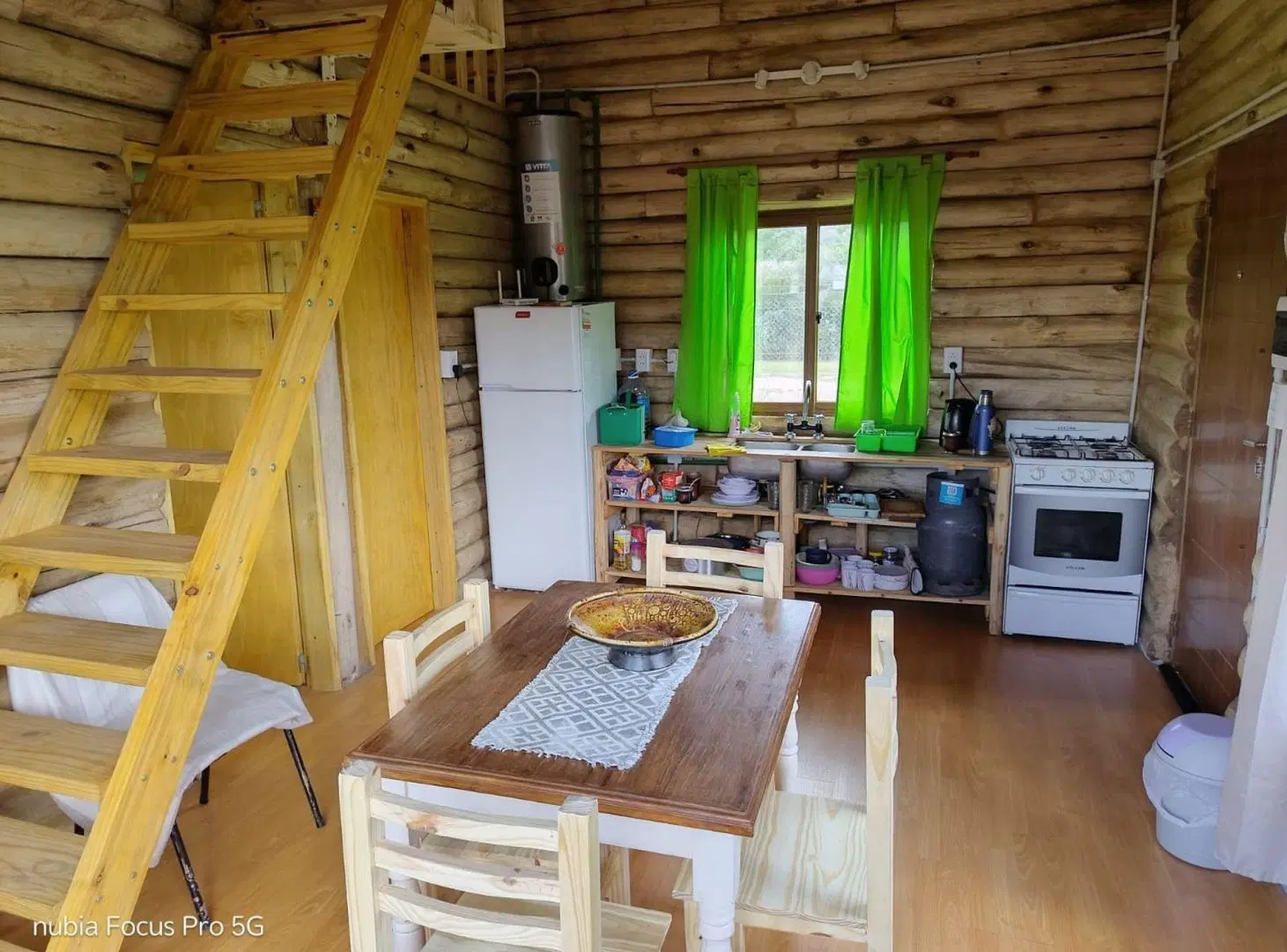 CASA CABAÑA C/ LOTE 1000 M2. B° LIBERATA.CHASCOMÚS 4