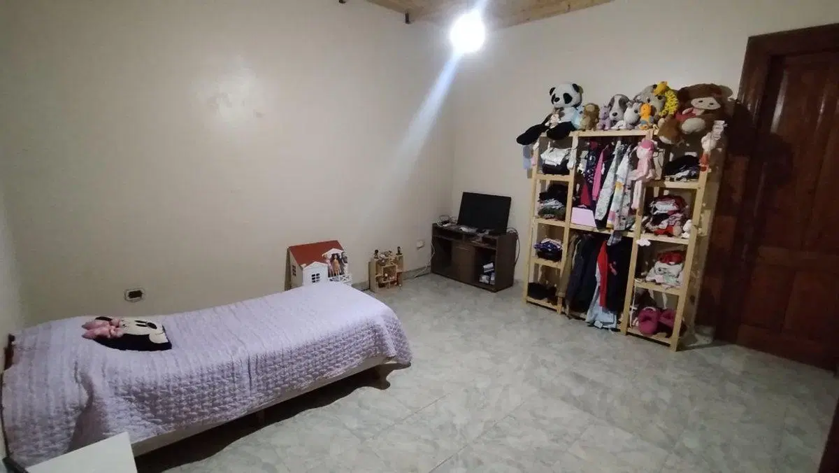 VENTA CASA 4 Amb. C/ PARQUE- 280m - LANUS ESTE 3