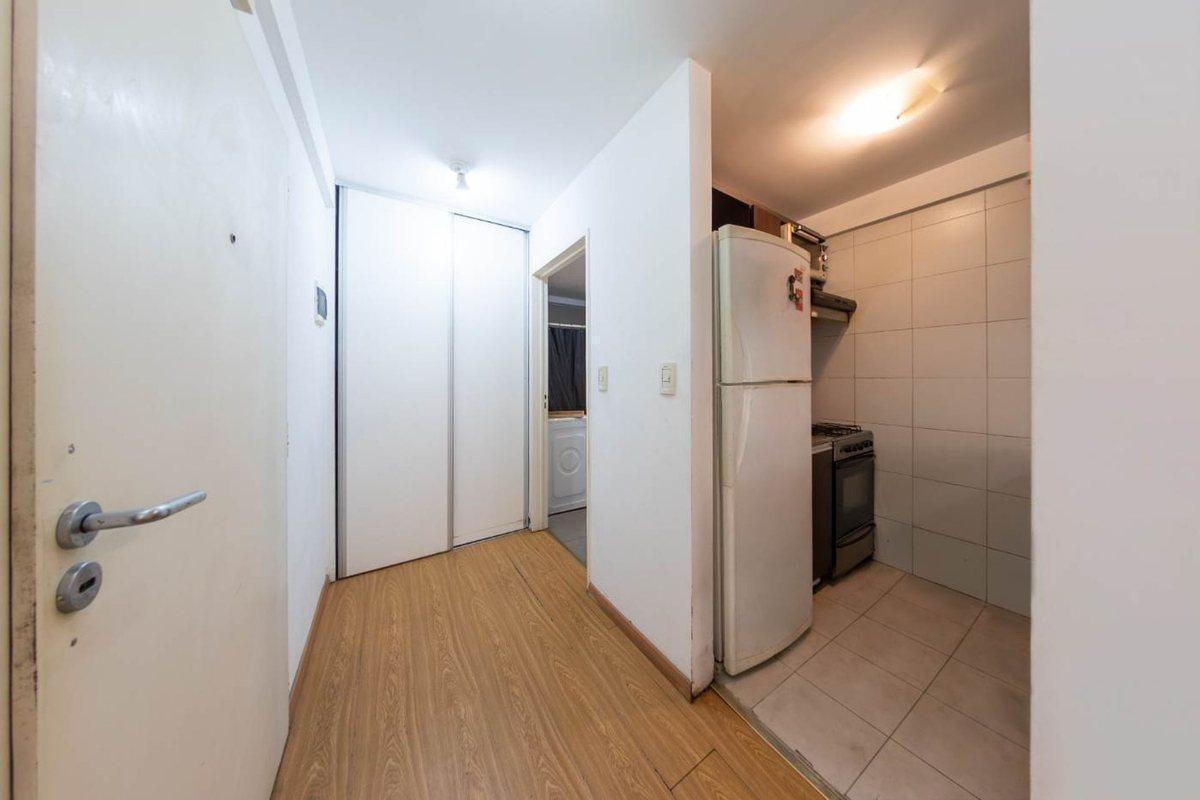 Foto de VENTA MONOAMBIENTE, CON BALCON , ABASTO, imagen 2