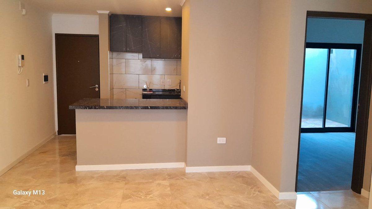 Foto de VENTA-DEPTO A ESTRENAR C/PATIO-COCHERA-CHASCOMUS, imagen 4