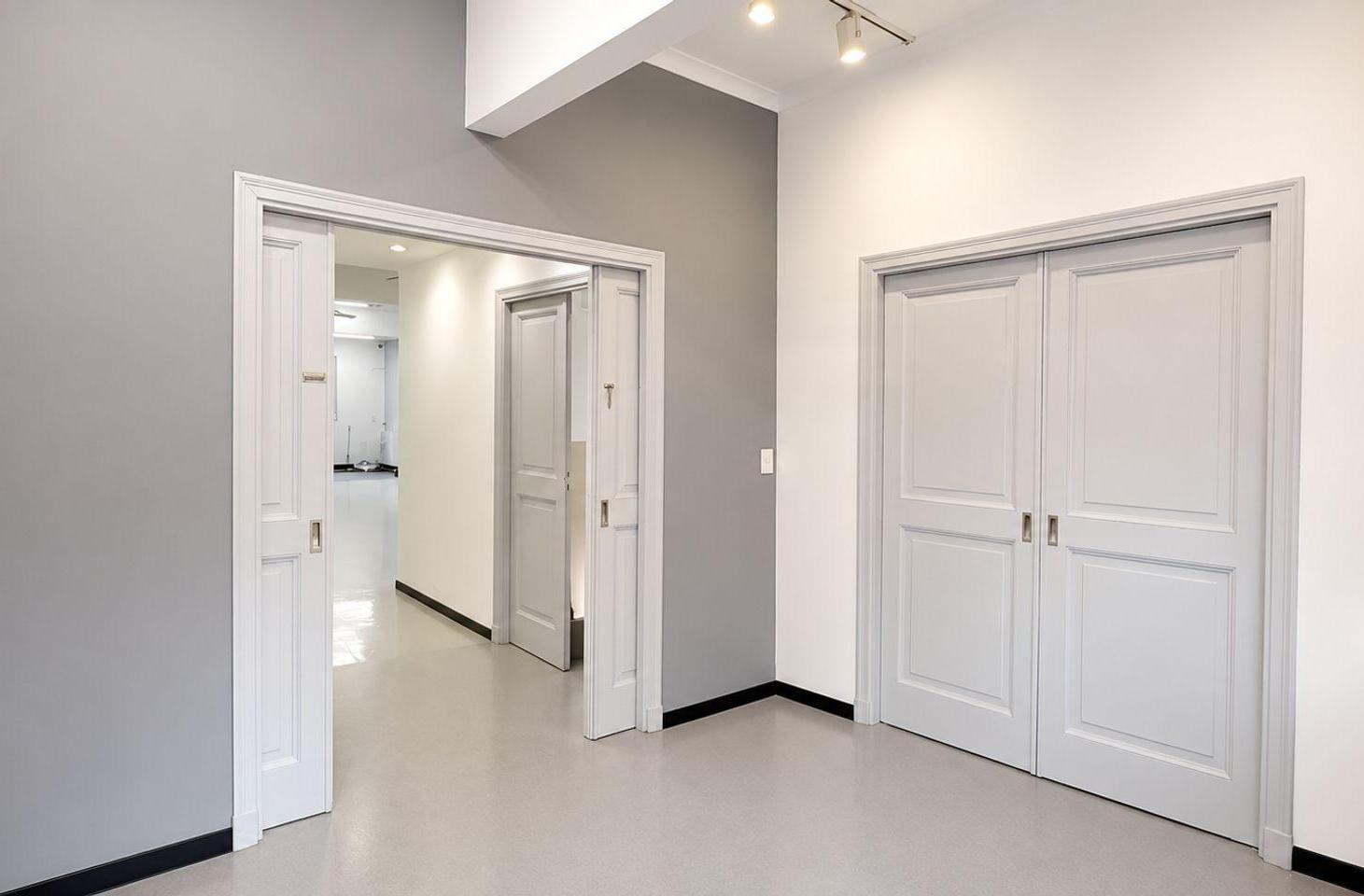 Foto de VENTA OFICINA OPORTUNIDAD AV.CORDOBA 1500, imagen 2