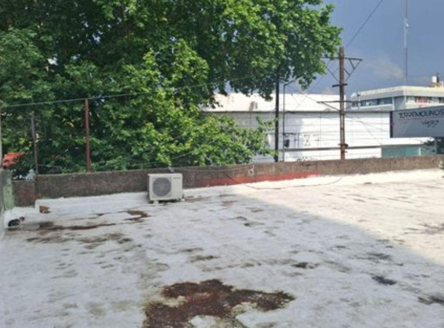 Foto de Venta Local 340m² c/Lote Apto Pozo - Lomas Centro, imagen 5