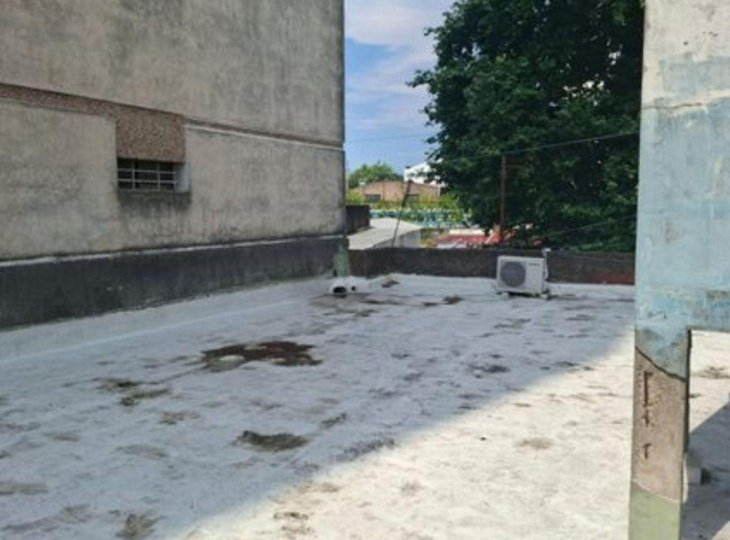Foto de Venta Local 340m² c/Lote Apto Pozo - Lomas Centro, imagen 4