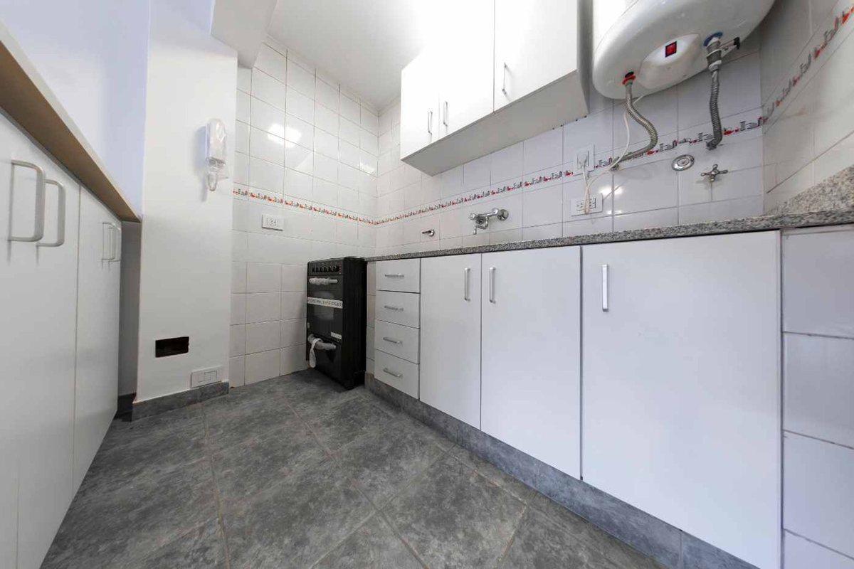 Foto de VENTA MONOAMBIENTE CON COCHERA EN SAN NICOLAS, imagen 5