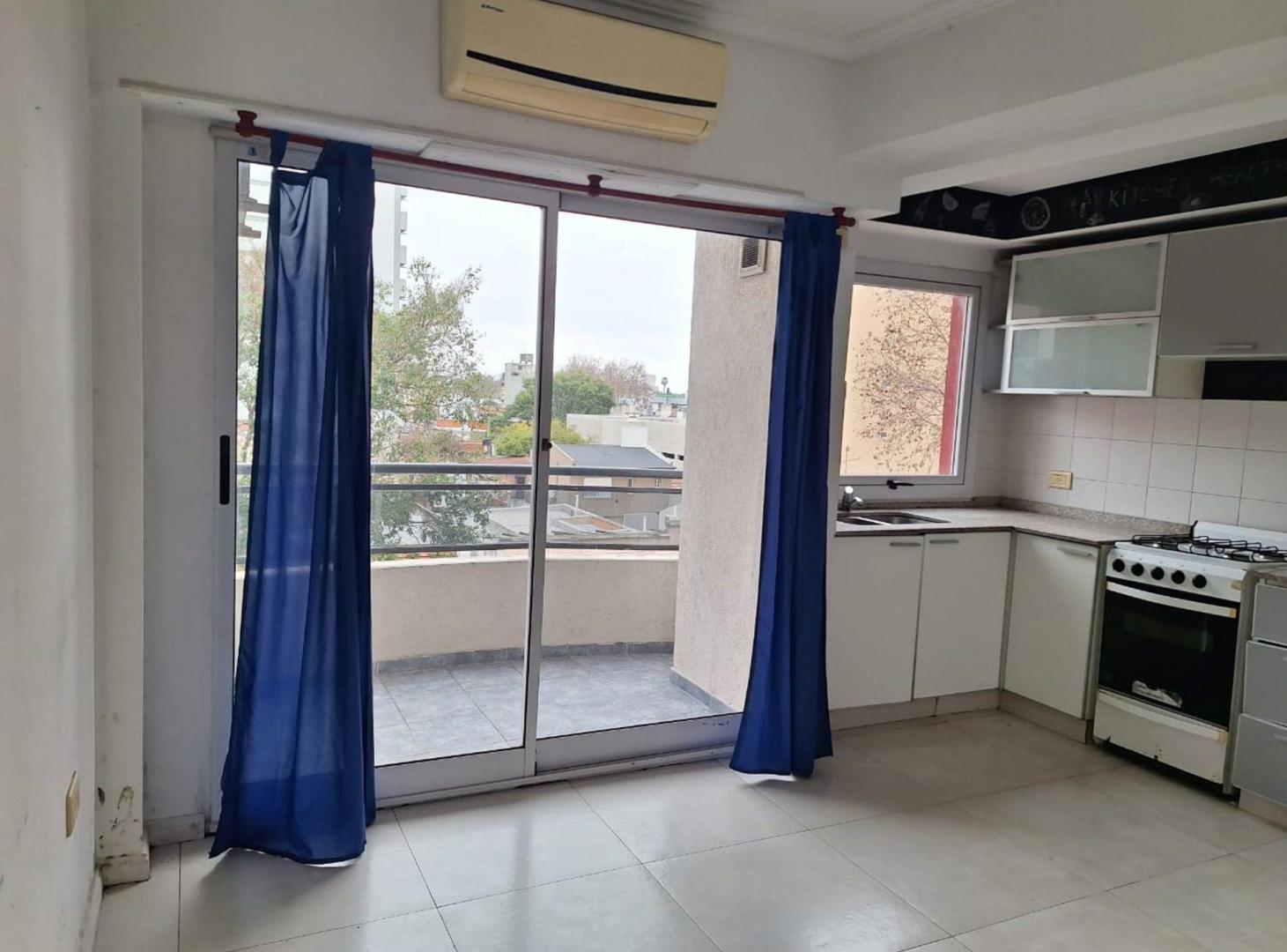 Foto de VENTA 2 AMBIENTES LANUS CENTRO, imagen 5