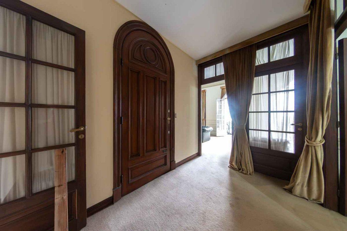 Foto de VENTA GRAN DEPTO DE ESTILO 5 AMB 202 M2, imagen 4