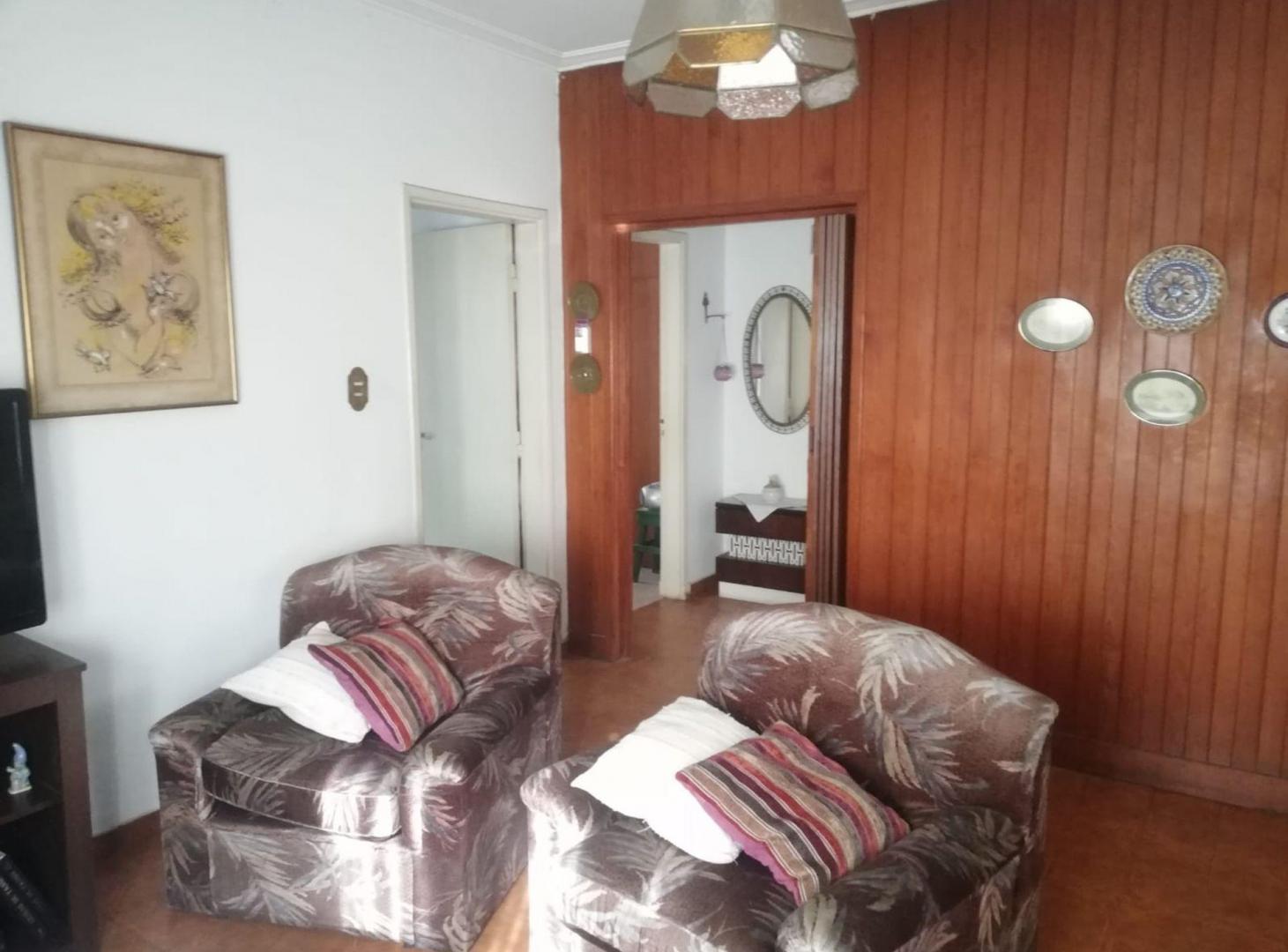 Foto de VENTA DE CASA 3 AMB CON COCHERA QUILMES OESTE, imagen 2