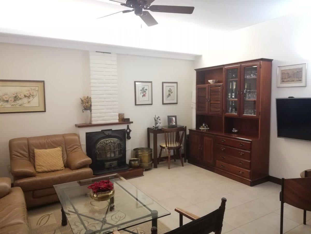 Foto de VENTA DE CASA 5 AMB C/COCHERA QUILMES CENTRO, imagen 5