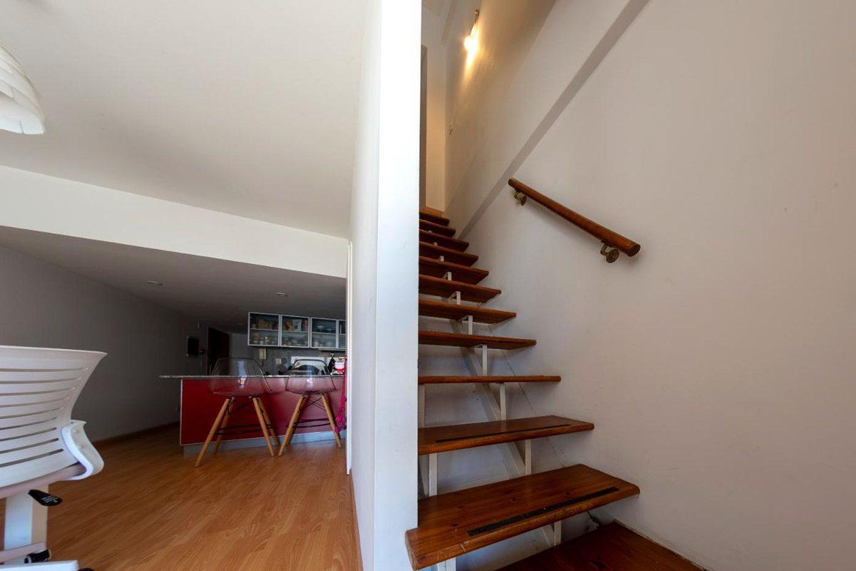 Foto de Venta dpto duplex 2 amb. al frente c/ balcon, imagen 4