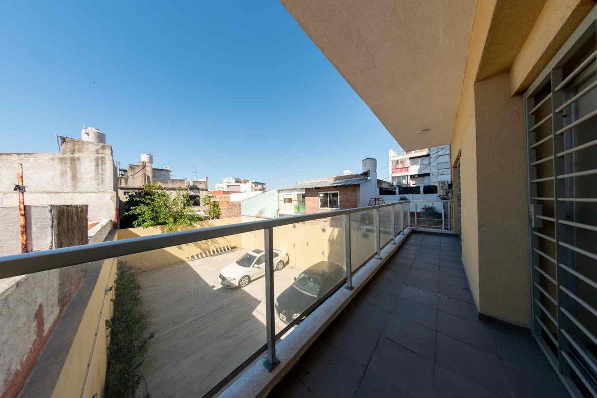 Foto de VENTA 2AMB. C/COCHERA IMPECABLE V.ALSINA, imagen 1