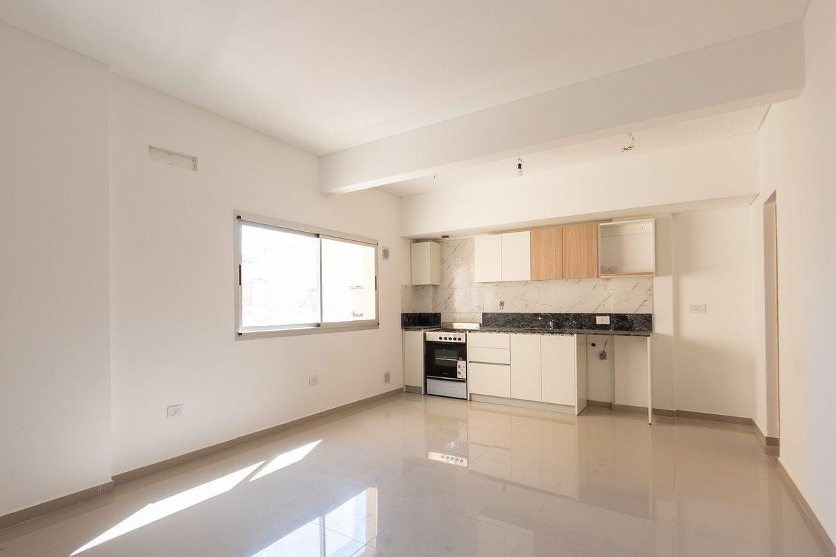 Foto de VENTA MONOAMBIENTE IMPECABLE VALENTIN ALSINA, imagen 5