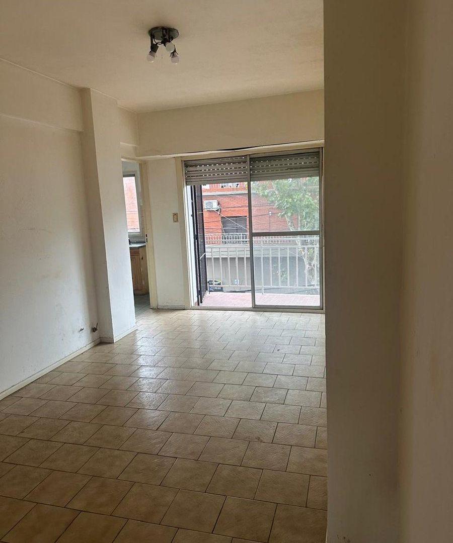 Foto de DPTO EN VENTA 2 AMB LANUS ESTE, imagen 1