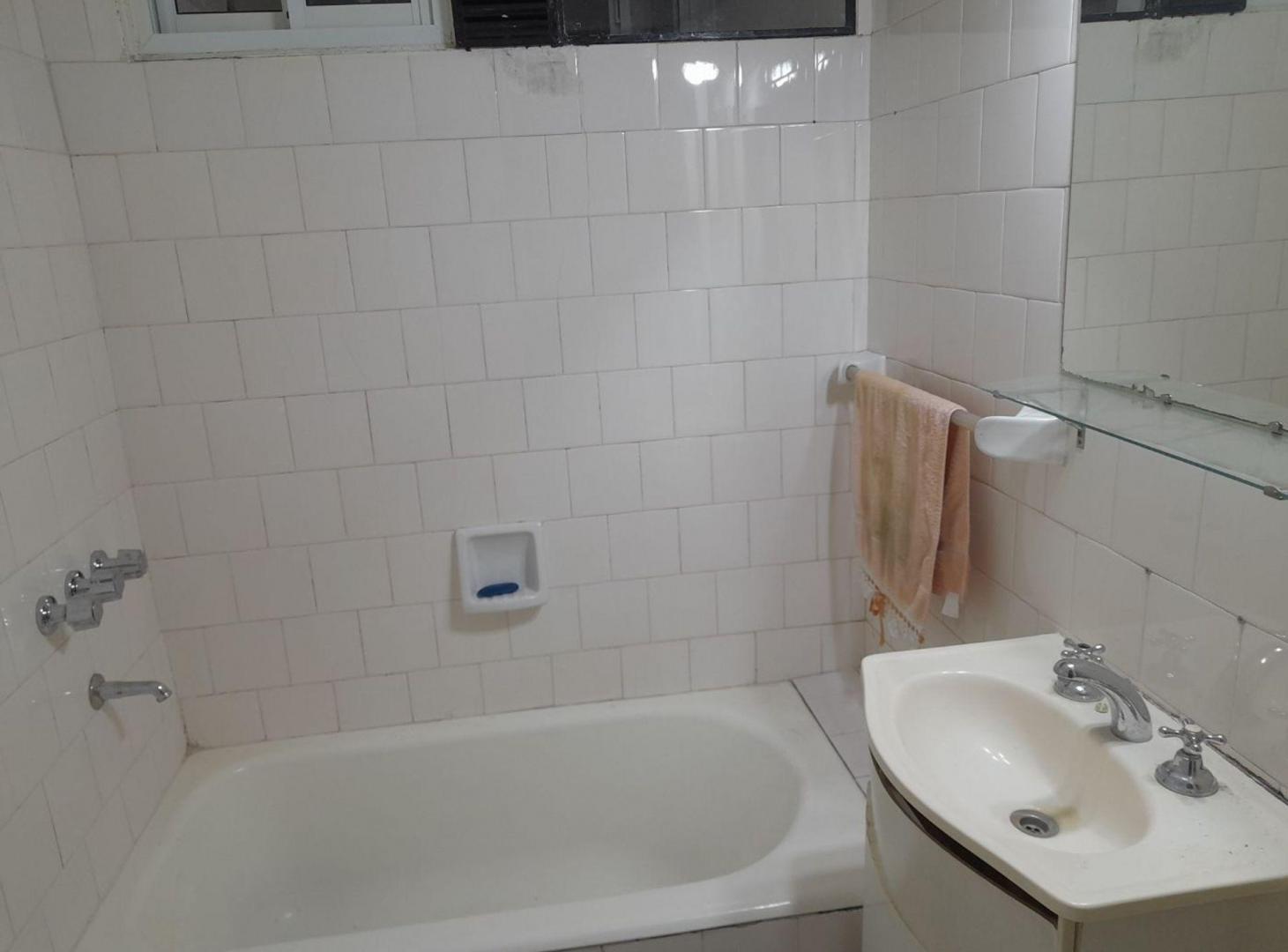 Foto de DEPARTAMENTO 2 AMBIENTES VENTA LANÚS ESTE APT CRED, imagen 4