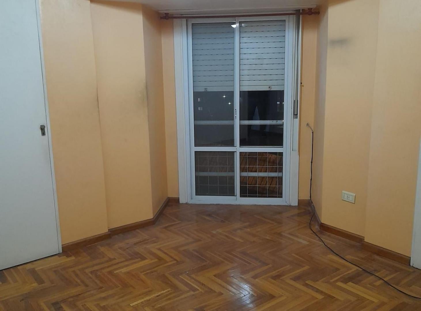 Foto de DEPARTAMENTO 2 AMBIENTES VENTA LANÚS ESTE APT CRED, imagen 1