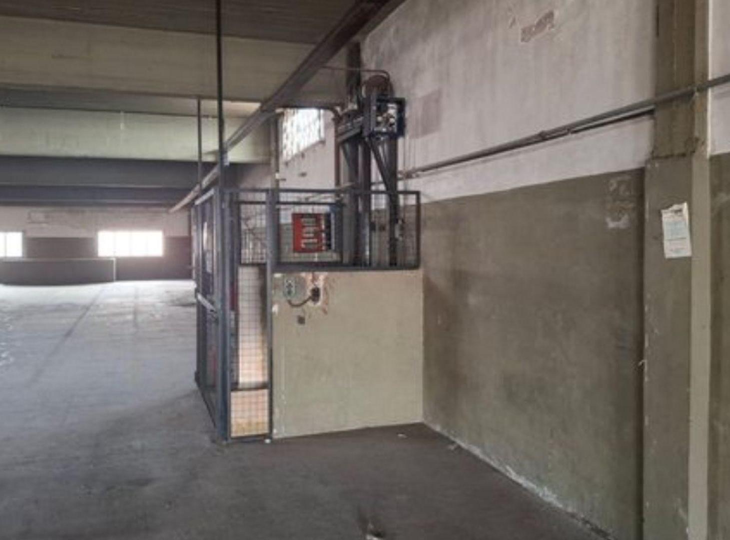Foto de Venta Galpón 850m² 2 Plantas c/Showroom - Gerli, imagen 2