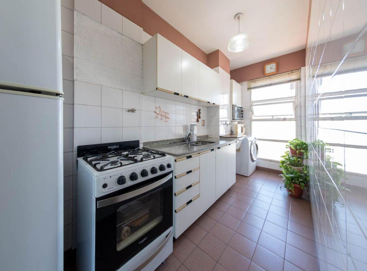Foto de VENTA 3 AMBIENTE. CON COCHERA/BAULERA, imagen 2