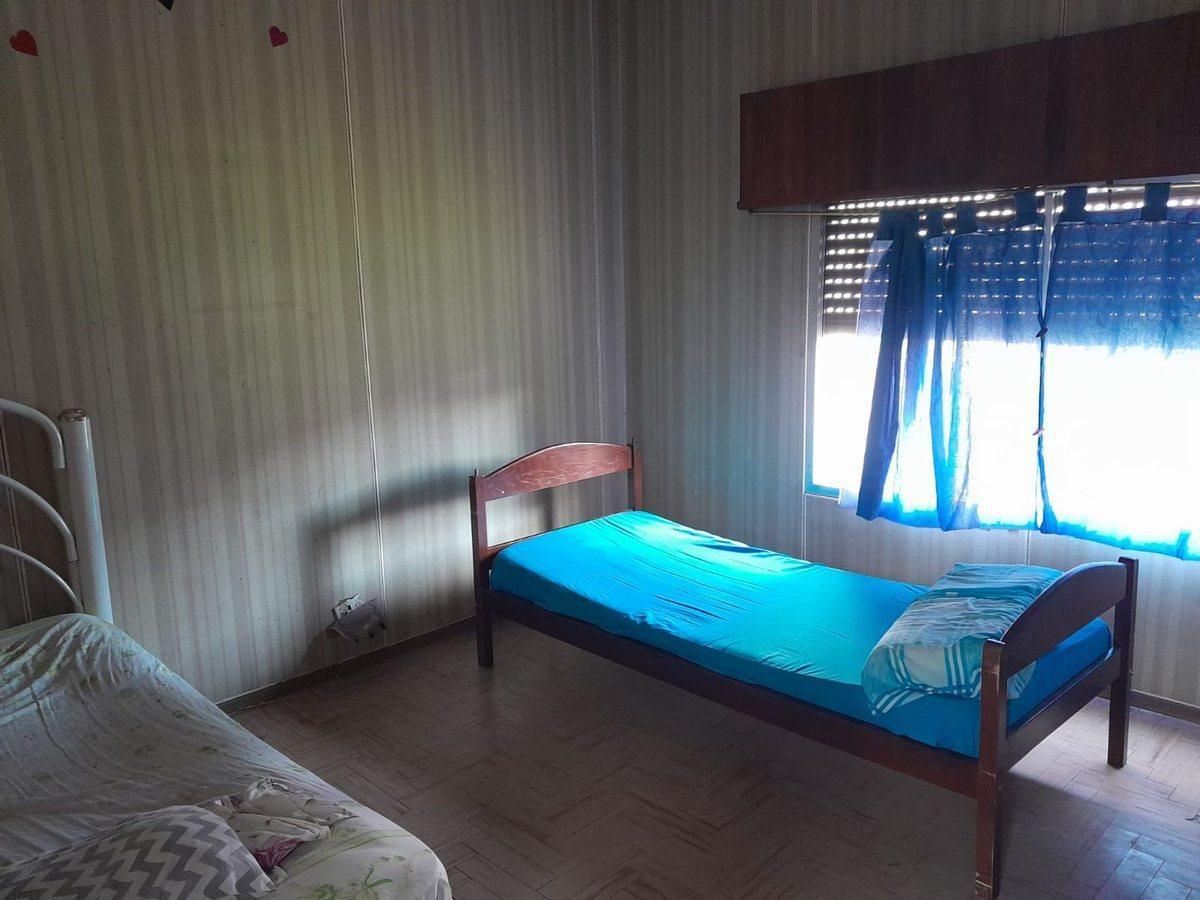 Foto de VENTA CASA 4 AMB. EN LOTE DE 60 MTS - LANUS, imagen 5
