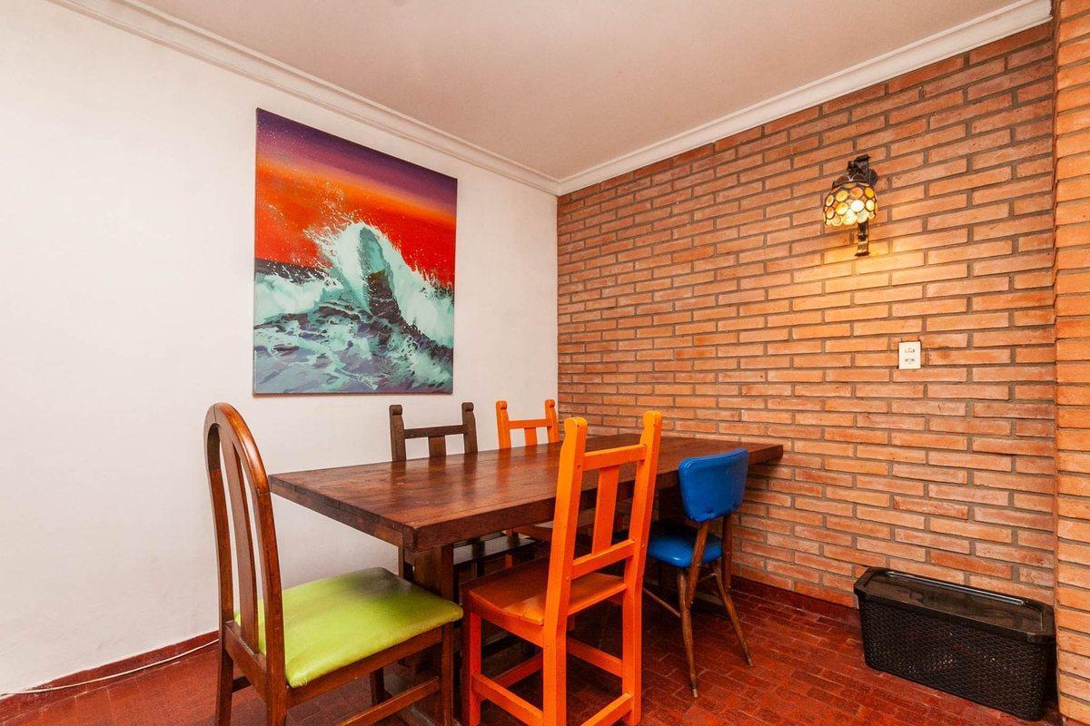 Foto de VENTA CASA 4 AMB. C/ FONDO-ADROGUE -APTO CREDITO, imagen 3