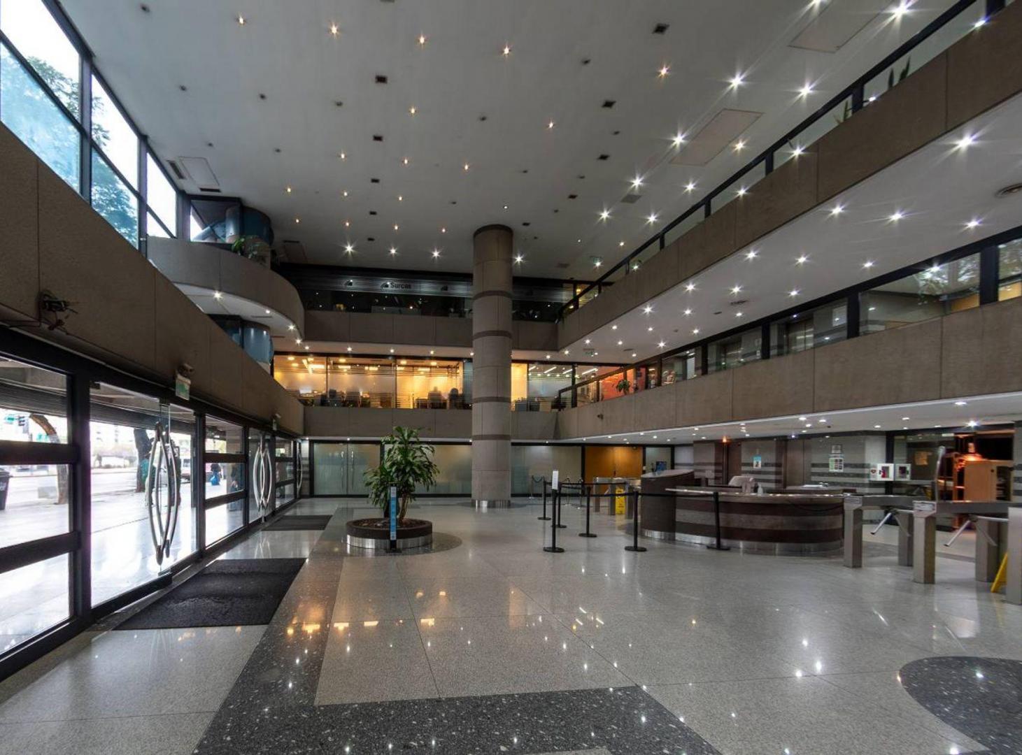 Foto de OFICINA EN EDIFICIO WORLD TRADE CENTER MONSERRAT, imagen 1