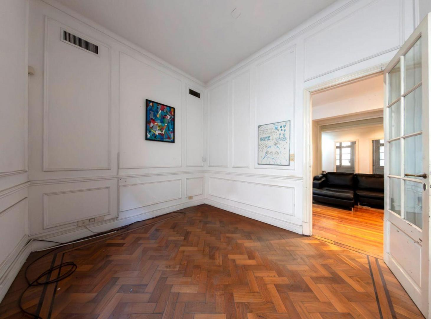 Foto de VENTA DEPARTAMENTO 6 AMB. MONSERRAT, imagen 2