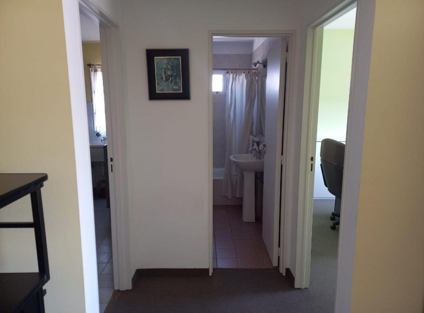 Foto de VENTA DEPARTAMENTO 2 AMB C.A.B.A., imagen 2