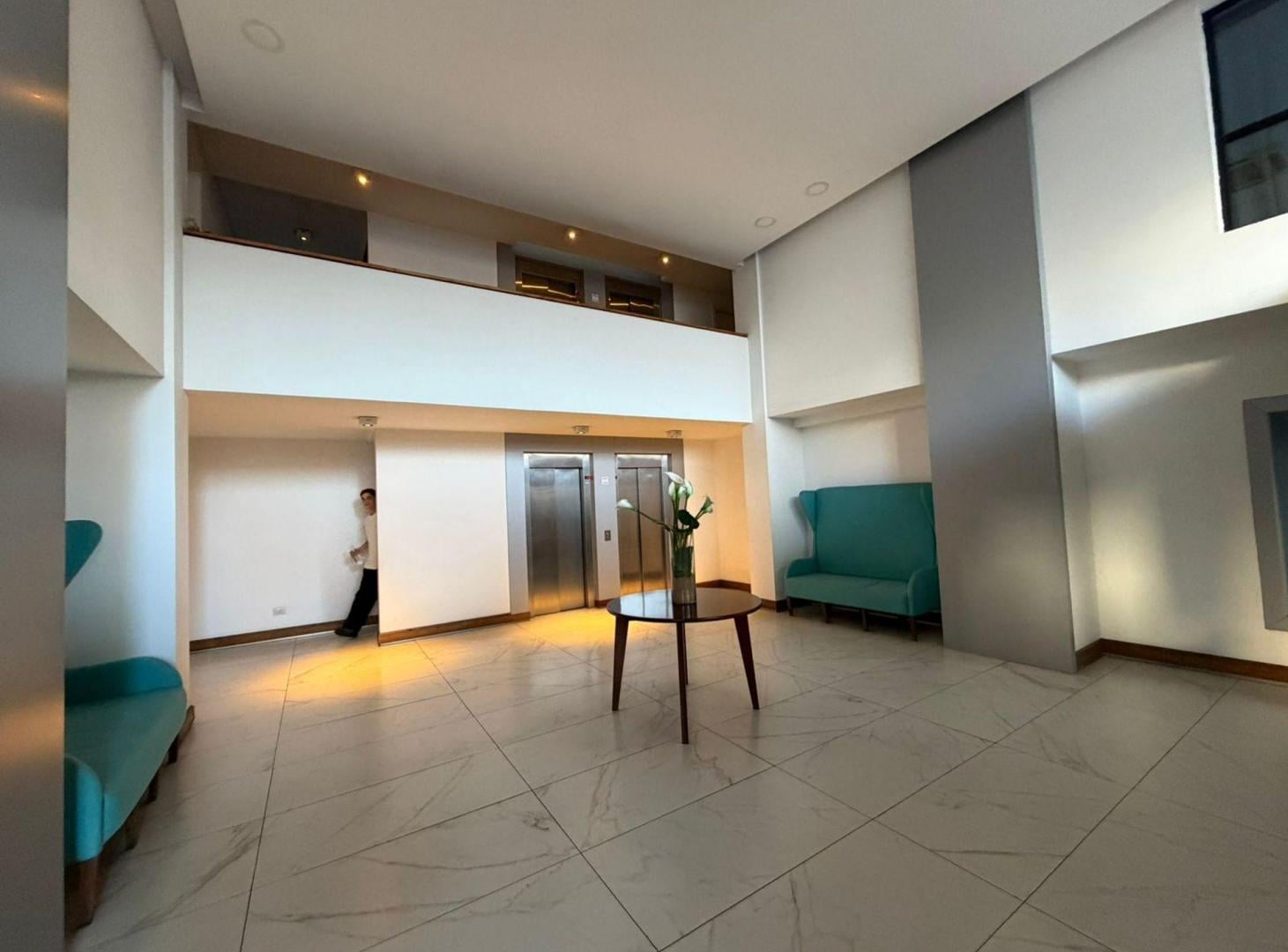 Foto de Alquiler Monoambiente balcón y amenities, imagen 2