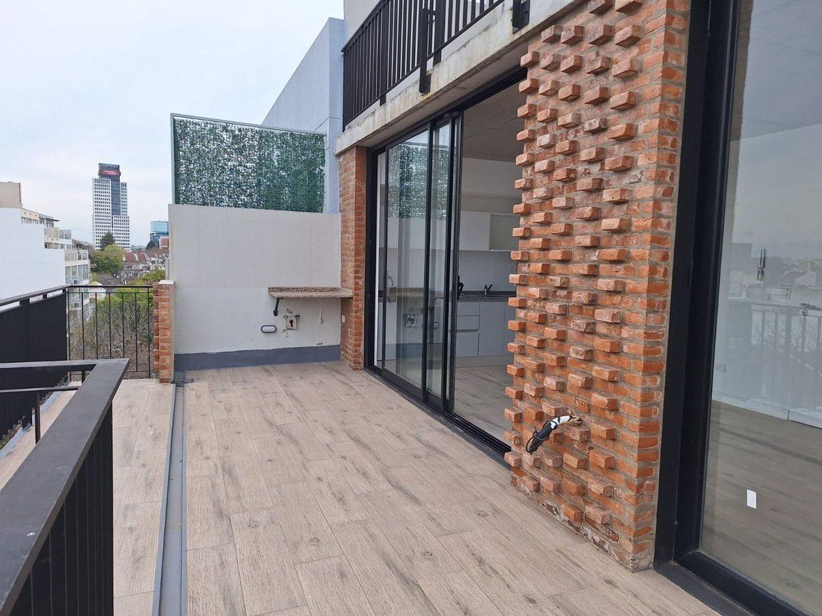 Foto de VENTA SAAVEDRA, MONO CON TERRAZA CON COCHERA, imagen 2